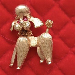 Vintage poodle pin  brooch  Gold tone - red rhinestone eyes sign BSK